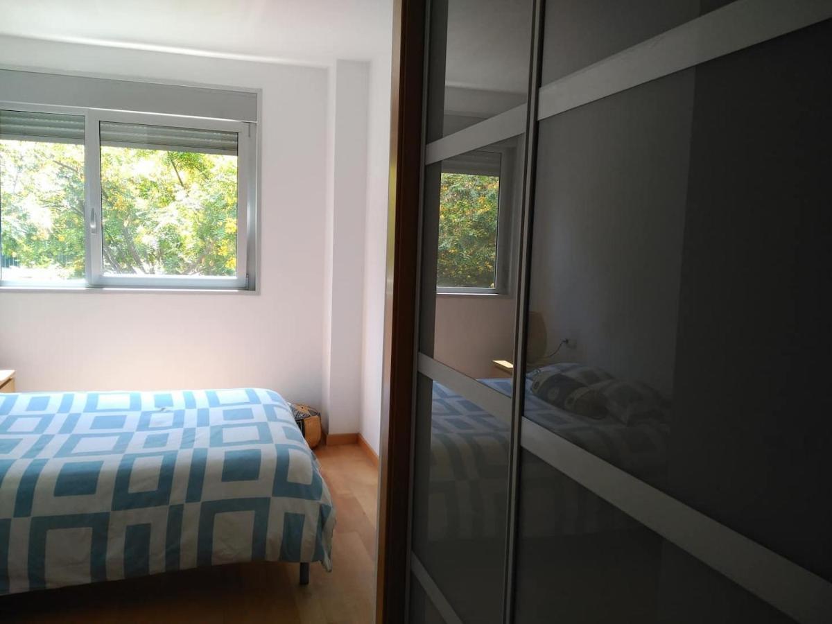 Stylish Flat, 2 Bathrooms And Swimming Pool, Next To The Beach! Sant Adrià de Besòs Exteriör bild