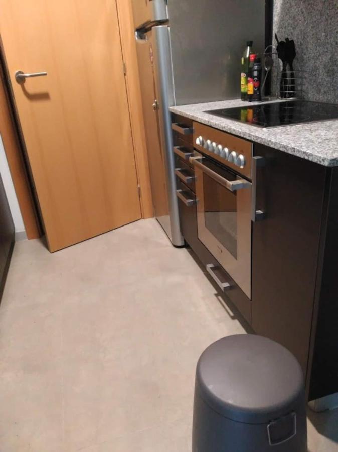 Stylish Flat, 2 Bathrooms And Swimming Pool, Next To The Beach! Sant Adrià de Besòs Exteriör bild
