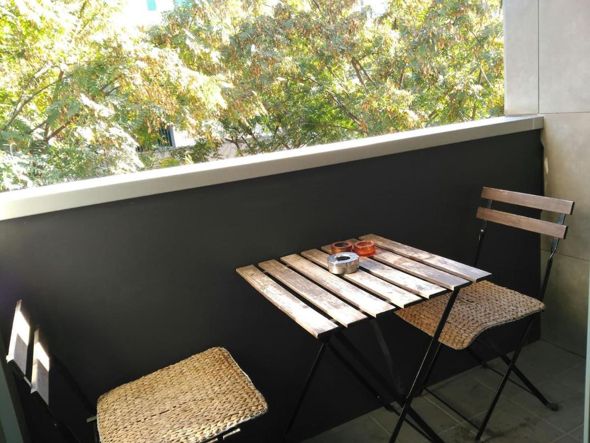 Stylish Flat, 2 Bathrooms And Swimming Pool, Next To The Beach! Sant Adrià de Besòs Exteriör bild