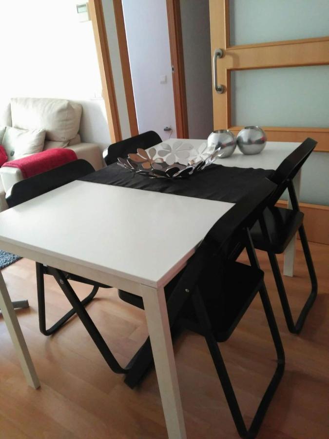 Stylish Flat, 2 Bathrooms And Swimming Pool, Next To The Beach! Sant Adrià de Besòs Exteriör bild