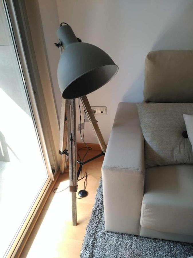 Stylish Flat, 2 Bathrooms And Swimming Pool, Next To The Beach! Sant Adrià de Besòs Exteriör bild
